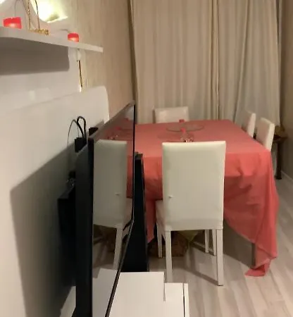 Fully Furnished 2Bed